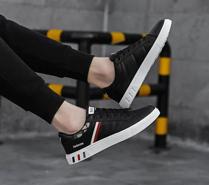 Emeja | Heren Sneakers met Sport Stripe Detail