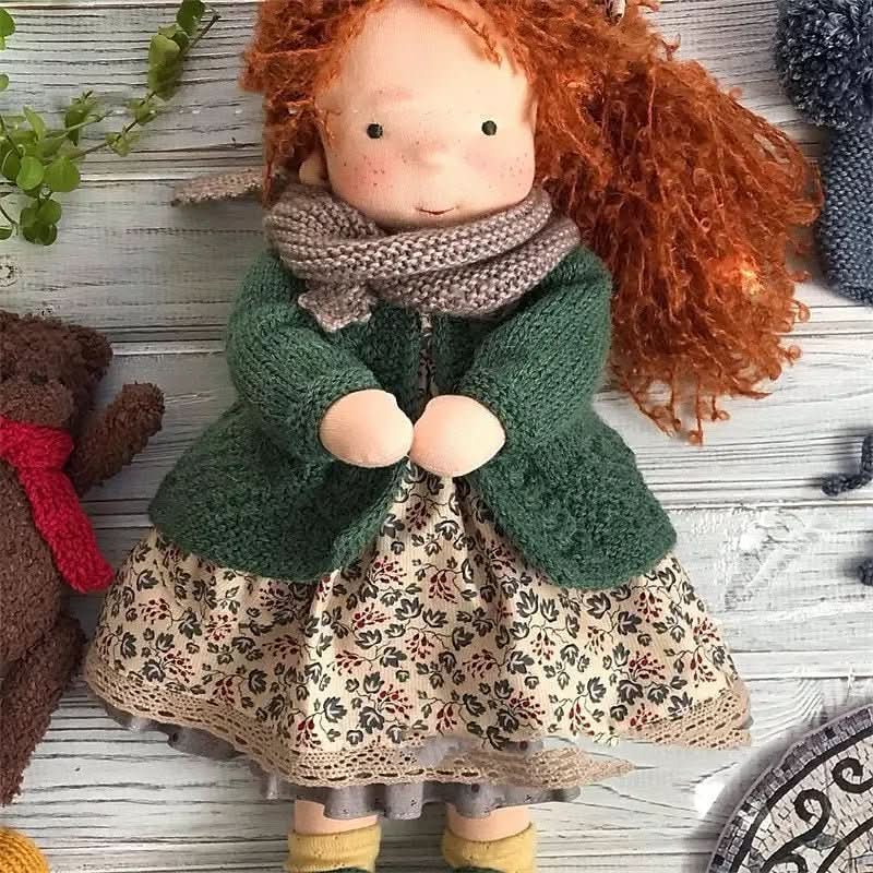 AMORELLA – Handgemaakte Waldorf Pop met Accessoires