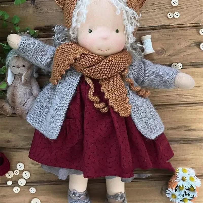 AMORELLA – Handgemaakte Waldorf Pop met Accessoires