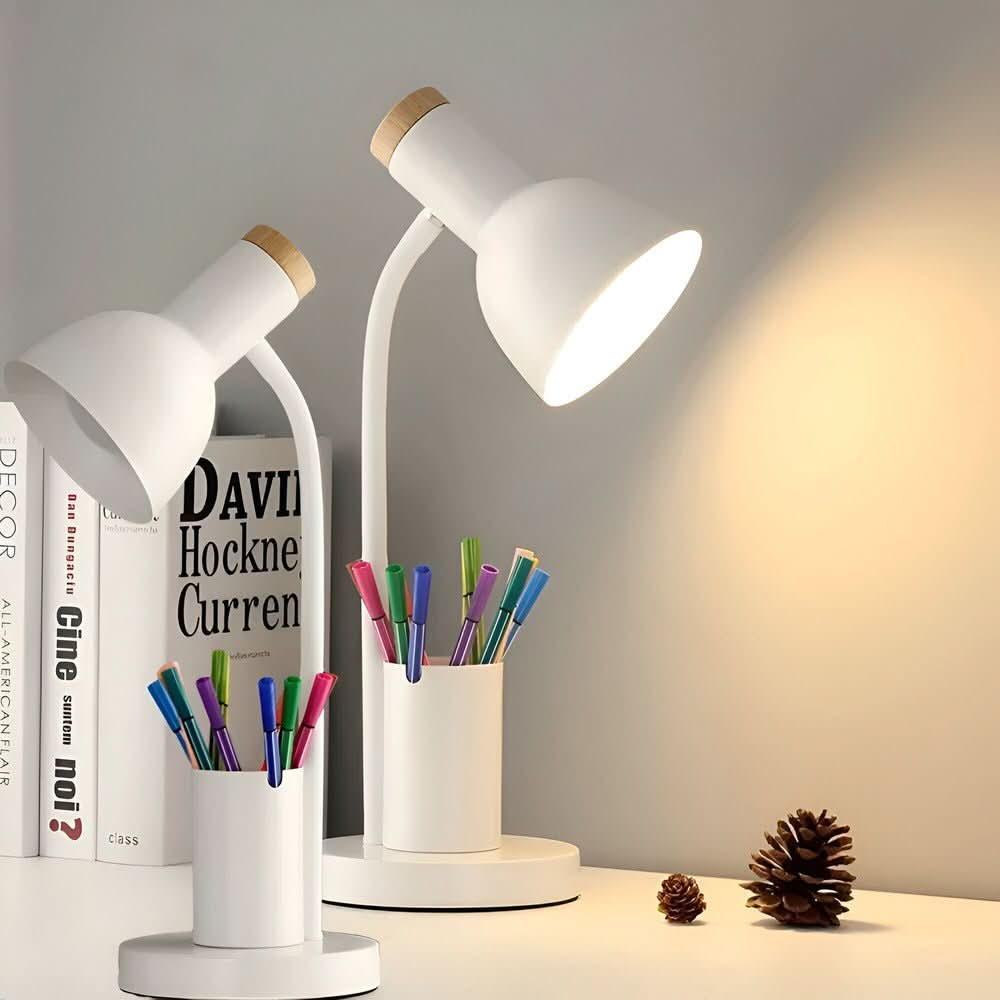 BRIGHTHOLD – Moderne LED Bureau Lamp met Pennenhouder voor Bureau & Thuis