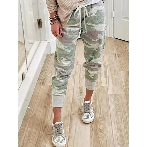 Casual camouflage jogger voor dames met trekkoord en geribde boorden