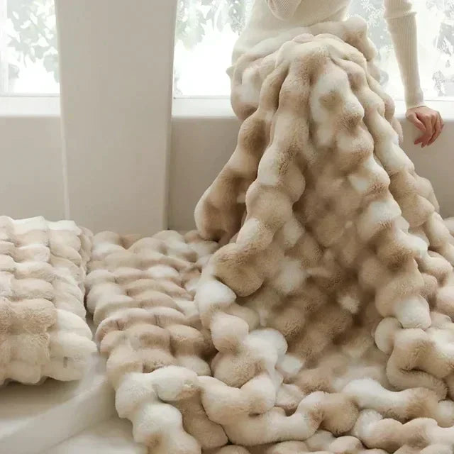 Draagbare Fluffy Deken van Faux Bont - VeluLuxe