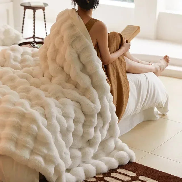 Draagbare Fluffy Deken van Faux Bont - VeluLuxe