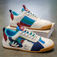 Duurzame patchwork utility sneakers voor heren voor trail- en straatavonturen
