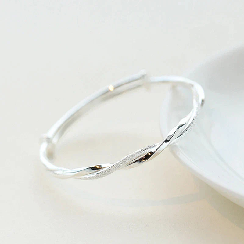 Elegante Gedraaide Zilveren Armband