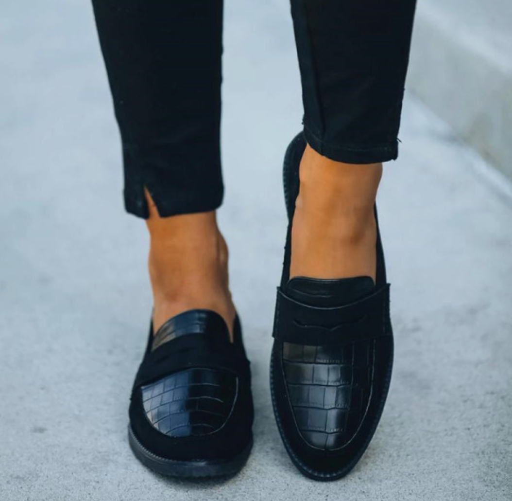 Elegante Ronde Neus Loafers voor Dagelijks Gebruik