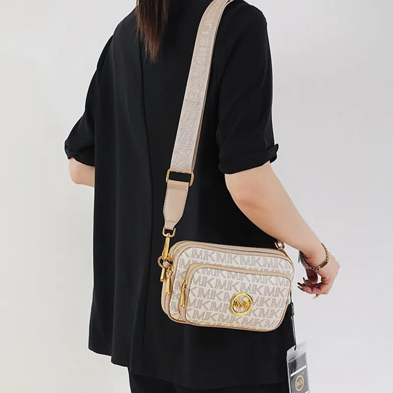 Emeja | Dames Monogram Schoudertas met Kettingdetail