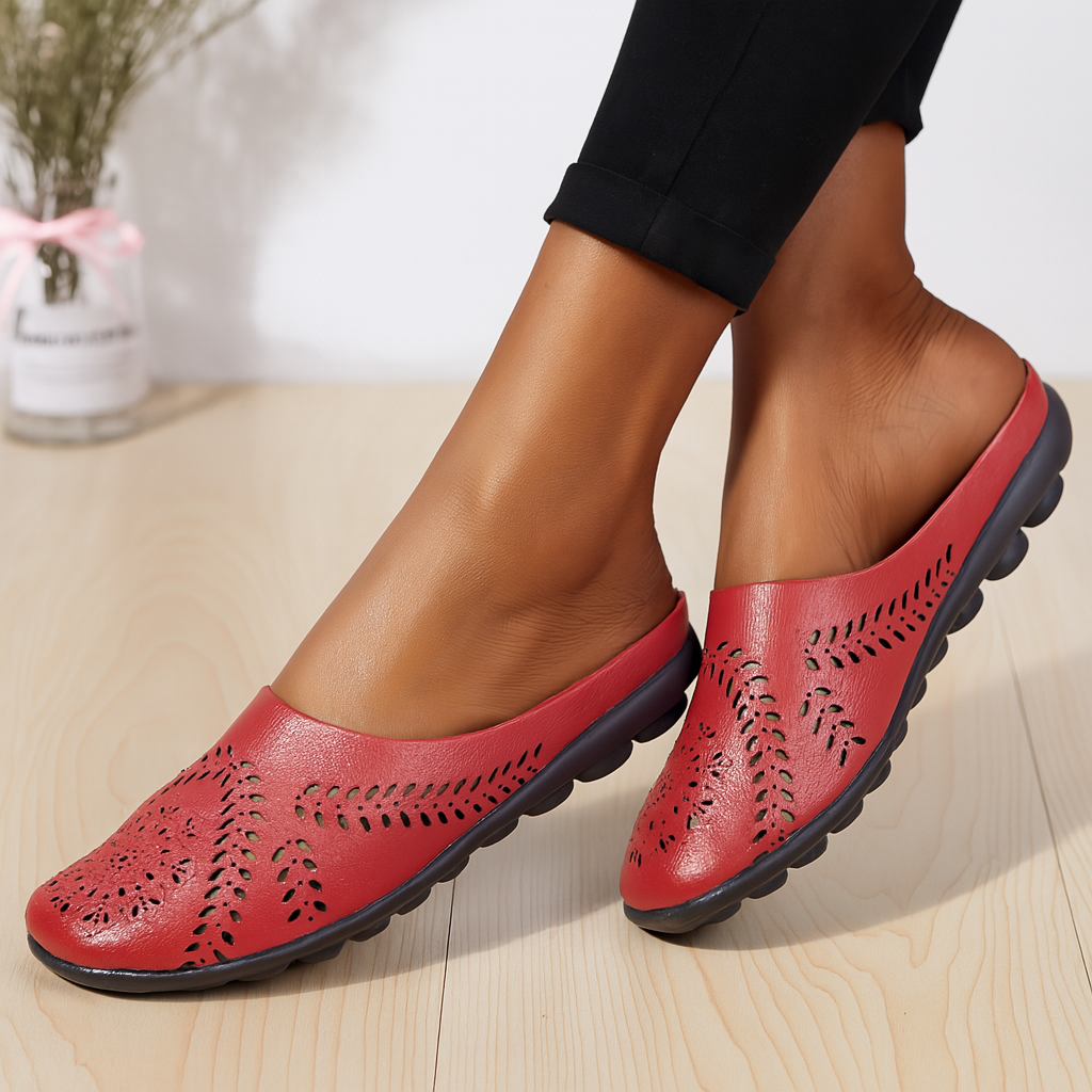 Emeja | Dames Slip-on Mules Perforated Design
