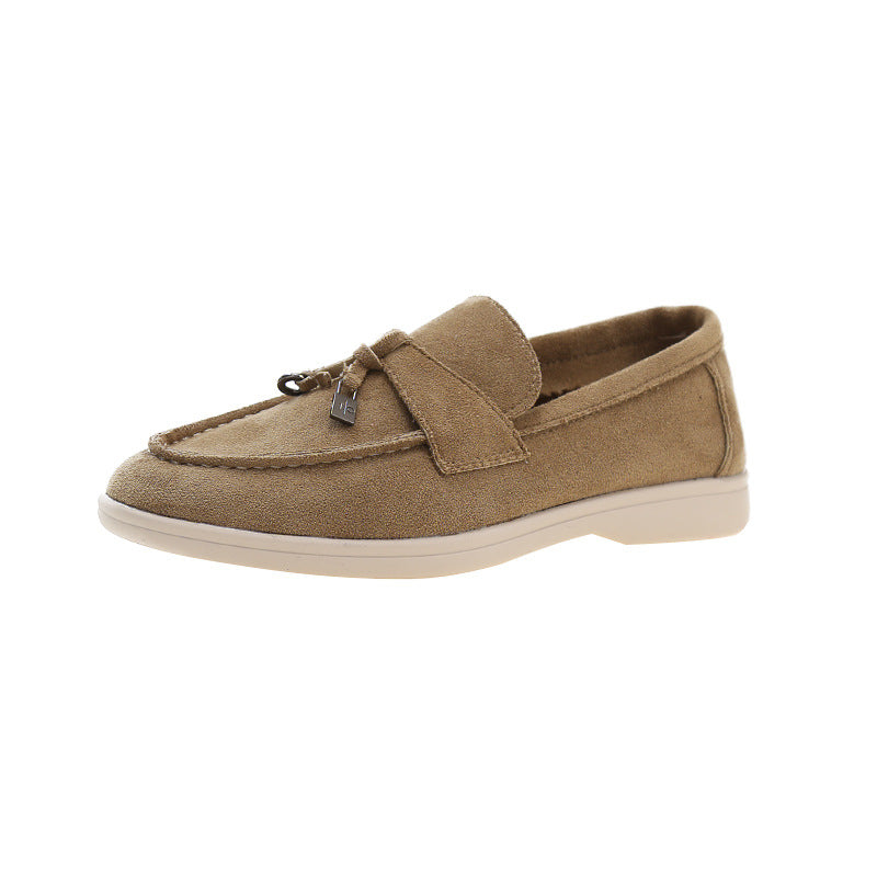 Emeja | Dames Suède Loafers met Kwastdetail