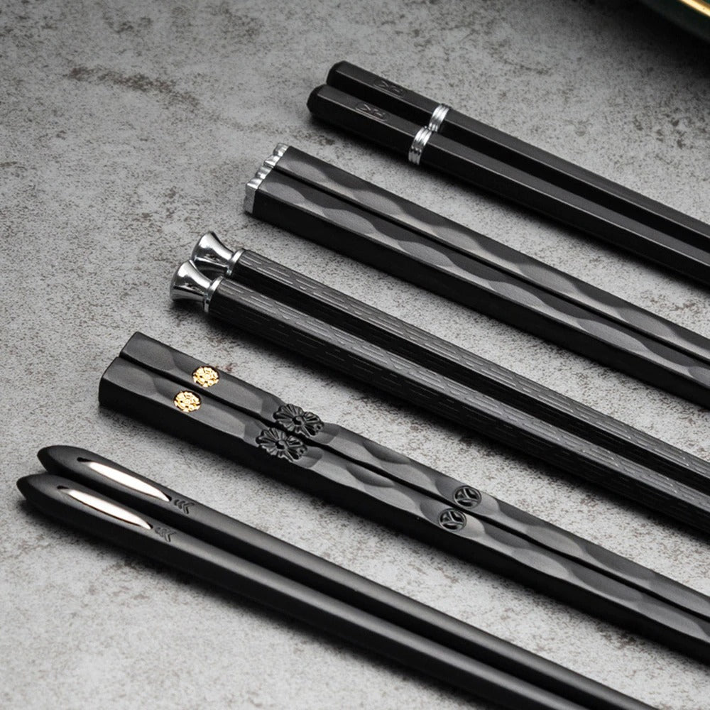 Emeja | DineLux – Luxe Chopstick Set met Verfijnde Ontwerpen (5 Pairs)
