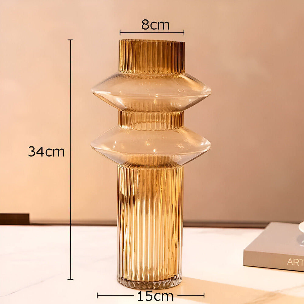 Emeja | Elegante Amber Glazen Vaasje - Hedendaags Decoratief Stuk voor Stijlvolle Woonruimtes