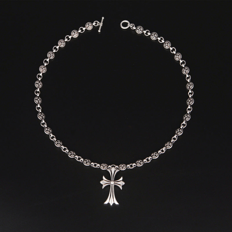 Emeja | Gotische Kruis Hanger Ketting
