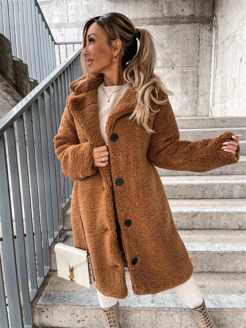 Emeja – Lange Damesjas, Schapenvacht Look