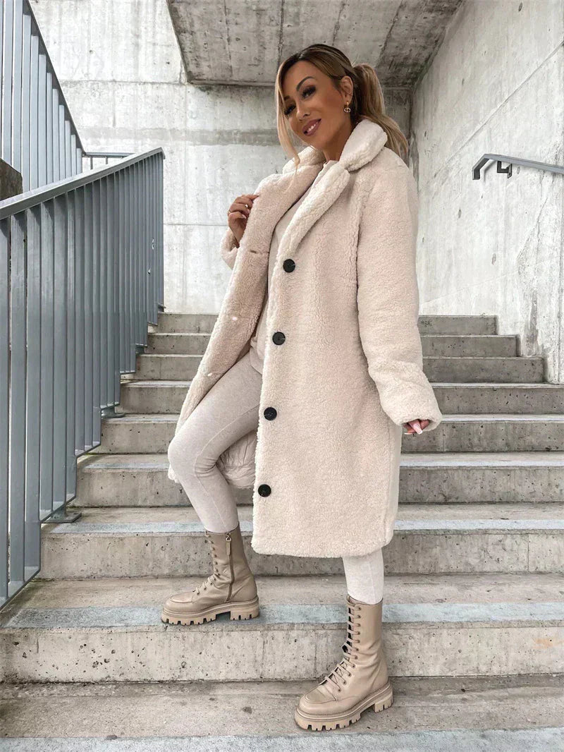 Emeja – Lange Damesjas, Schapenvacht Look