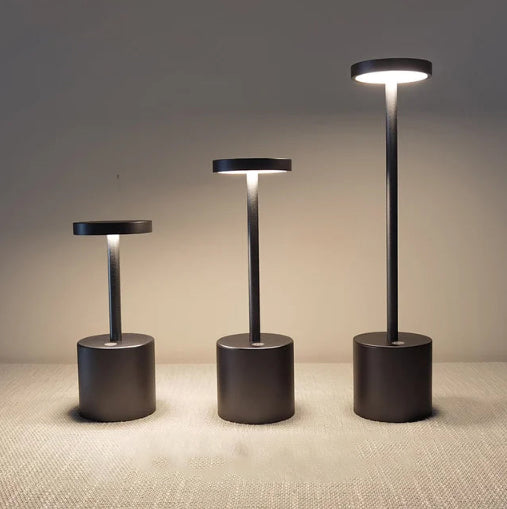 Emeja | LumaLite Oplaadbare LED Tafellamp | Draadloos | Dimbaar | Modern Ontwerp voor Restaurants en Thuis