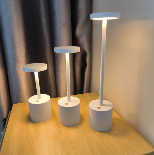 Emeja | LumaLite Oplaadbare LED Tafellamp | Draadloos | Dimbaar | Modern Ontwerp voor Restaurants en Thuis