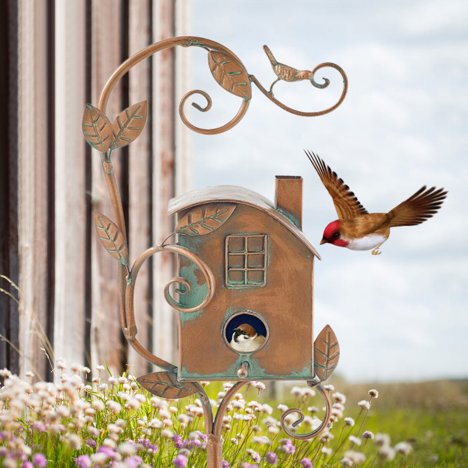 Emeja | Metaal Kunst Vogelhuis op Tuinstok - FeatherNest