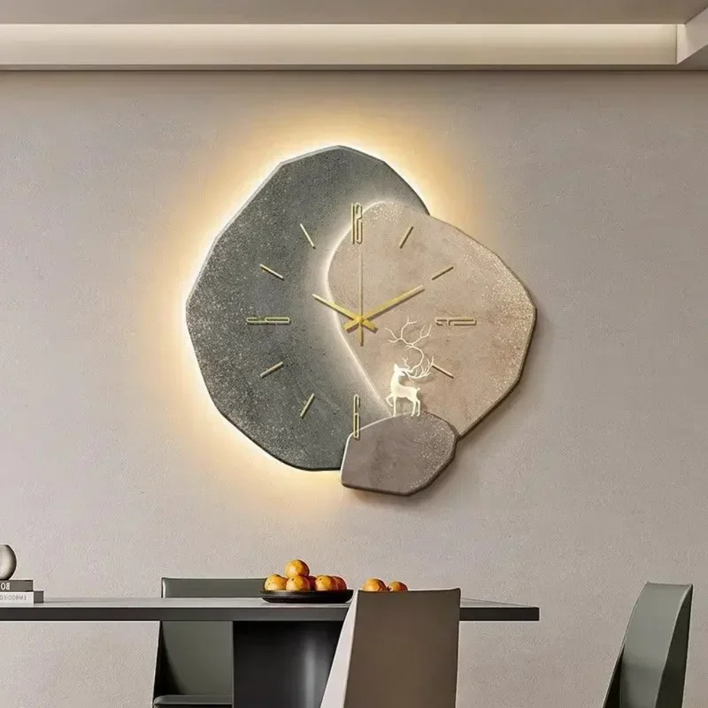 Emeja | Moderne Wandklok met Geïntegreerd Licht