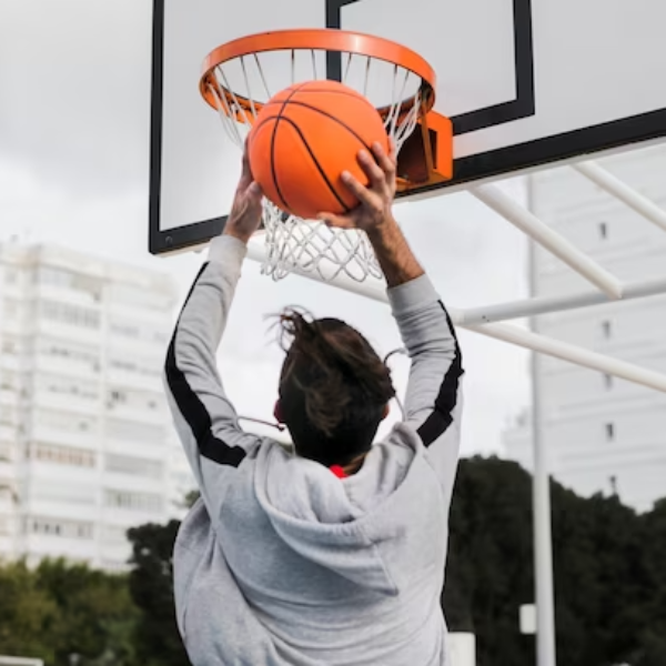 Emeja | Professionele Stille Basketbal | Geluidsvrije Schuimtechnologie | Hoogwaardige Binnen Trainingsbal | Optimale Stuiter | Veilig & Buurtvriendelijk