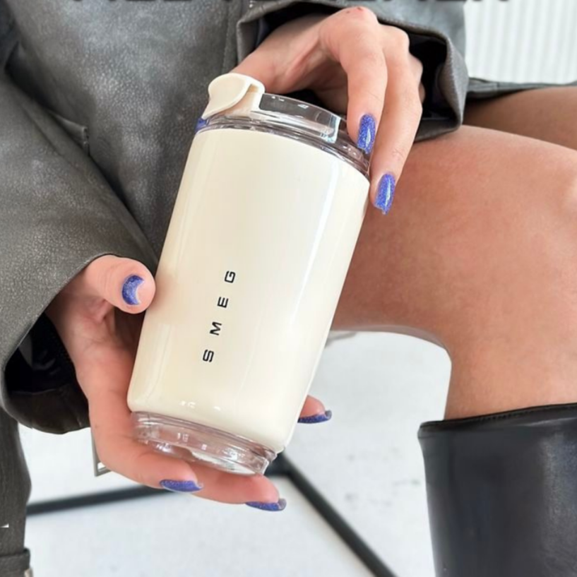 Emeja | Thermosbeker 500ml | Elegant, Duurzaam en Geïsoleerd | Roestvrij staal