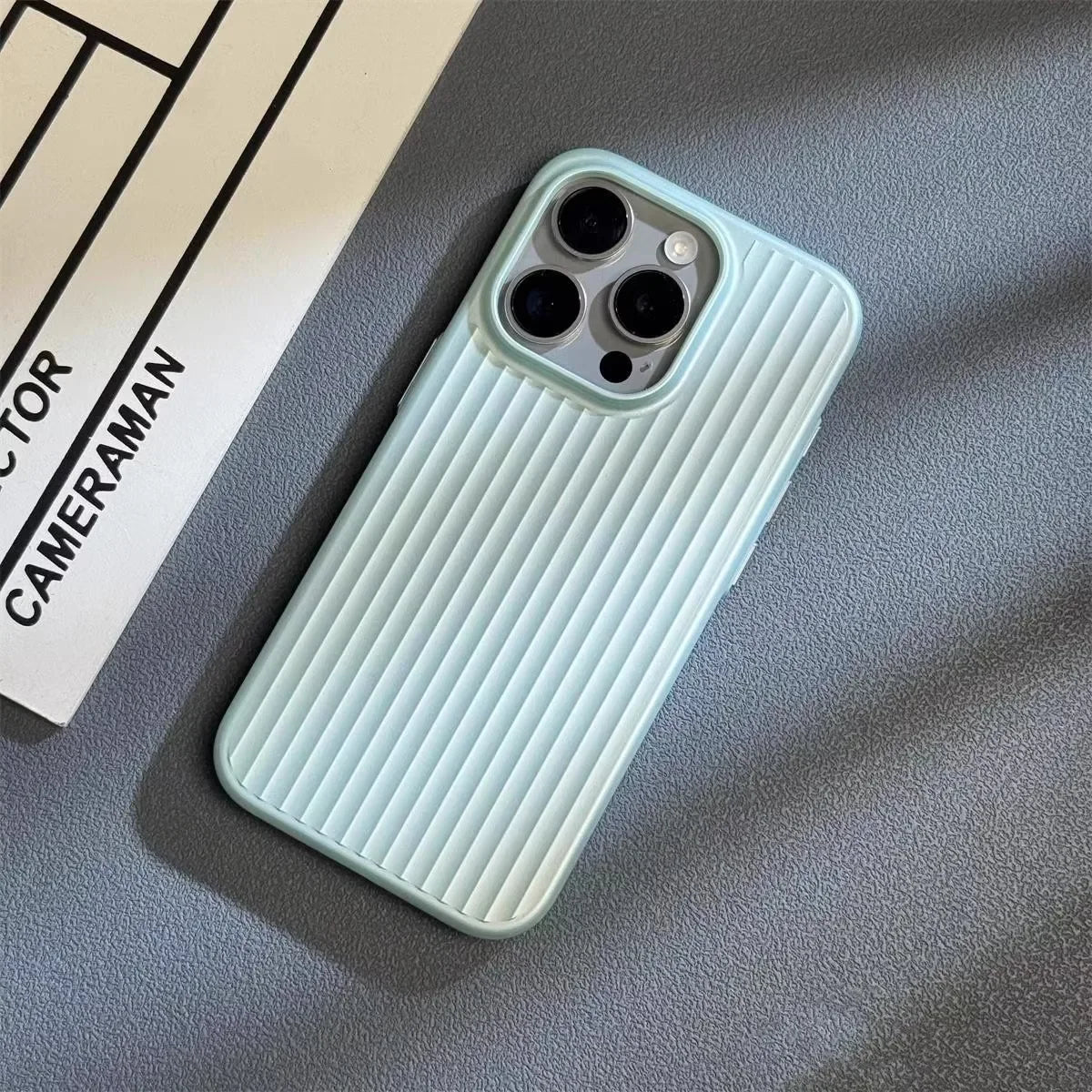 Emeja | Titanium Shield Pro iPhone Hoes