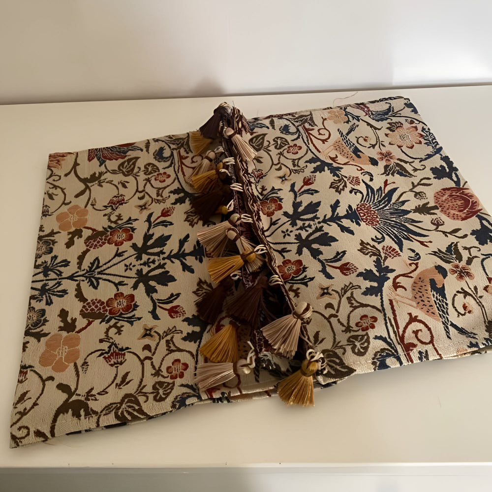 Emeja | Vintage Bloemen & Vogel Jacquard Tafelkleed