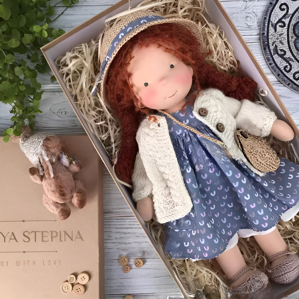 Emeja | Waldorf Stoffenpop met Textuur Breisels