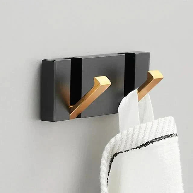 FOLDHOOK – Elegante Wandhaak met Vouwbaar Ontwerp voor Ruimtebesparende Organisatie