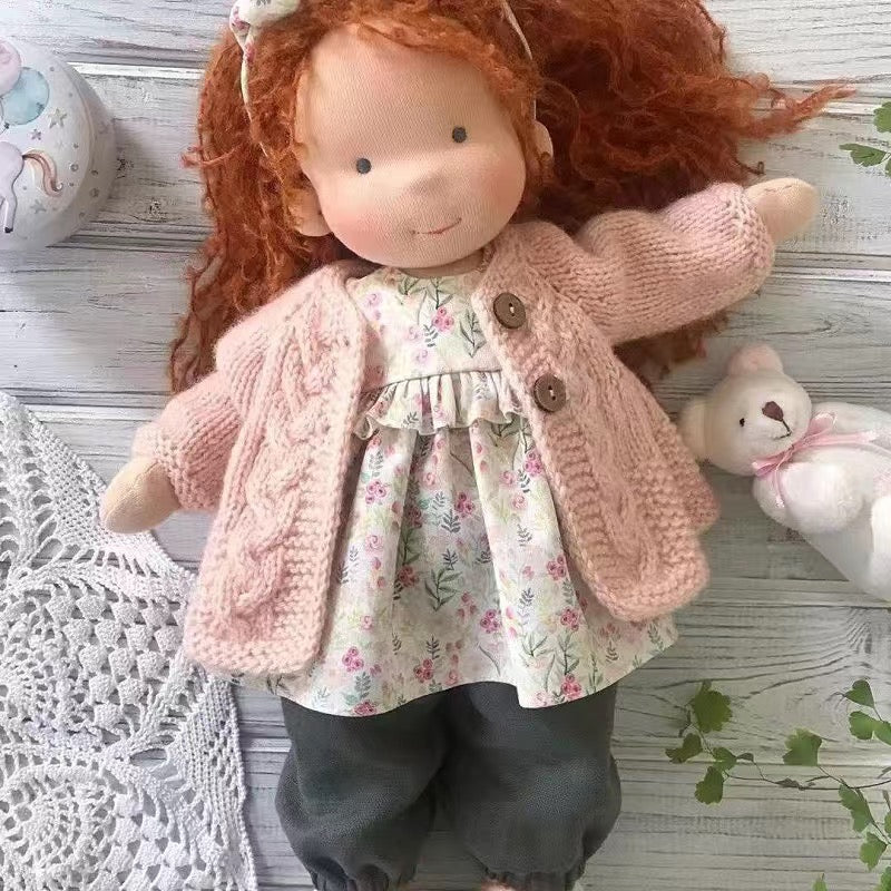 Handgemaakte Waldorfpop in Zachte Stof - Creatief Speelgoed voor Kinderen