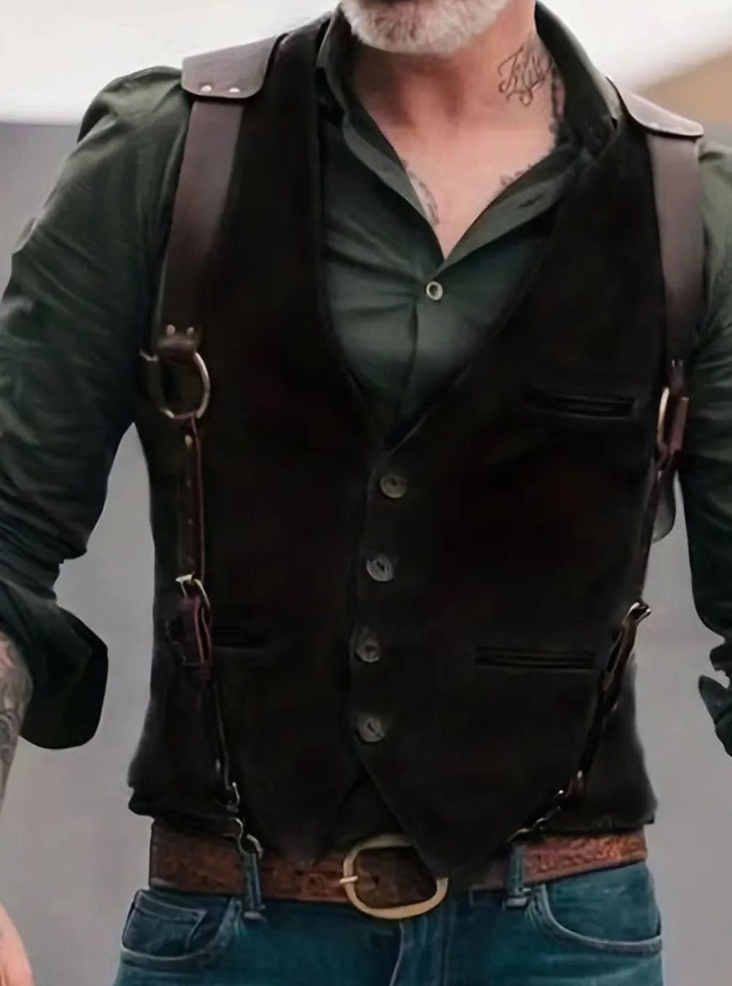 Heren western gilet in suèdelook met leren bandjes en knoopsluiting