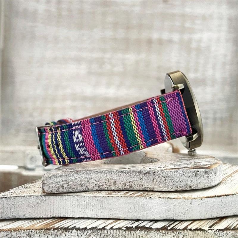 Horloges met Multikleurige Regenboogpatroon