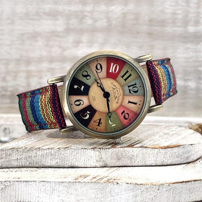 Horloges met Multikleurige Regenboogpatroon