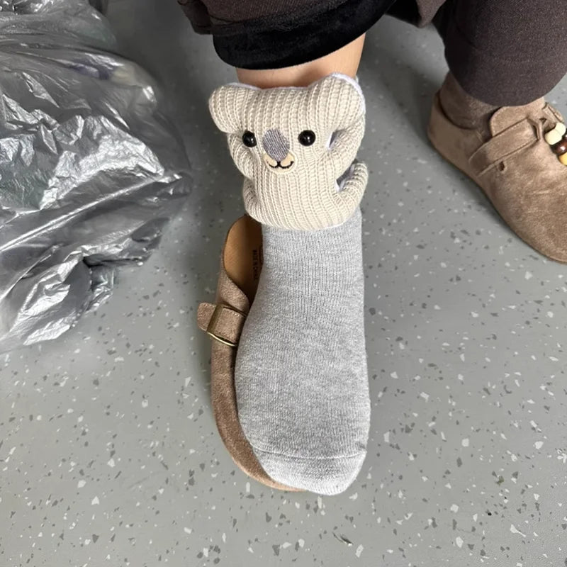 HUGFOOT – Gezellige Huissokken met Schattige 3D Dieraccent en Veilige Antislip Zool