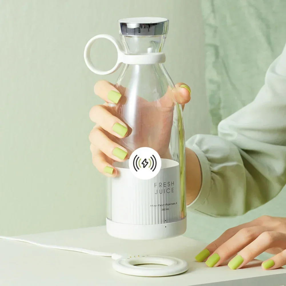 JuicyGo™ – Bereid Verse Smoothies Overal in Een Handomdraai