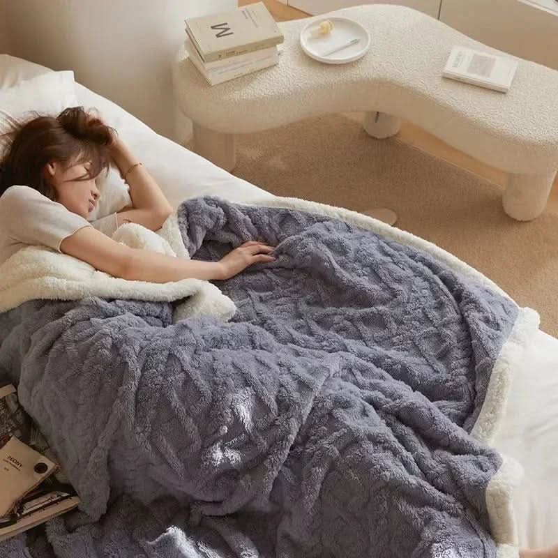 LAMMARA – Fluffy lamswoldeken voor maximale warmte