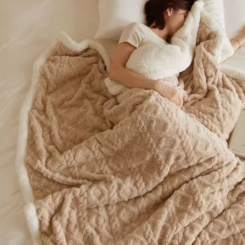 LAMMARA – Fluffy lamswoldeken voor maximale warmte