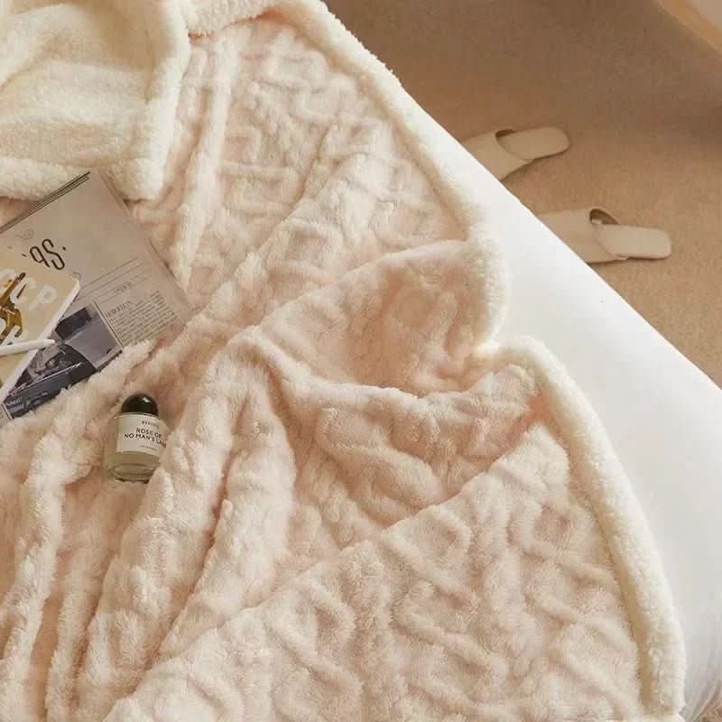 LAMMARA – Fluffy lamswoldeken voor maximale warmte