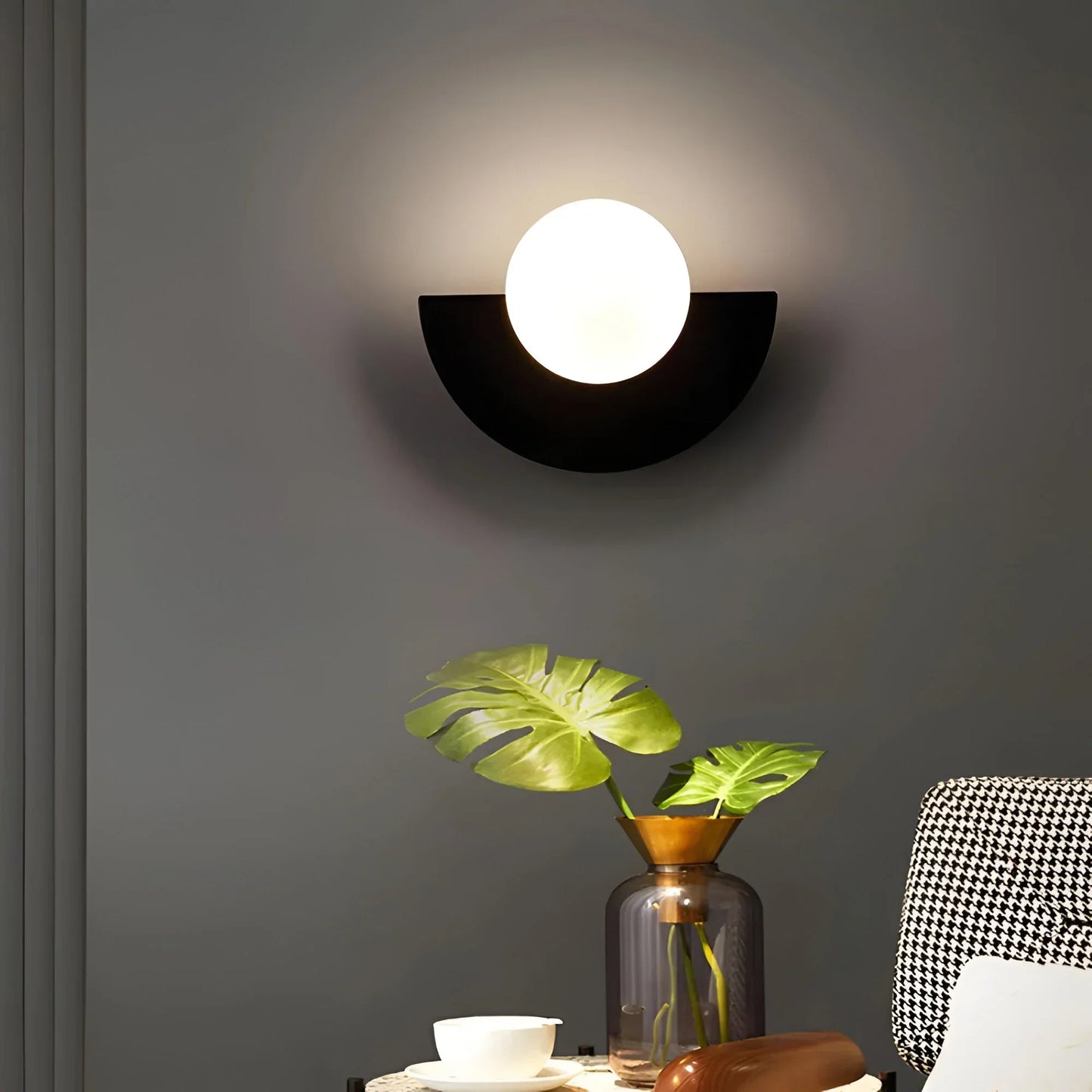 LumiGlow – Moderne Halve Maan Wandlamp