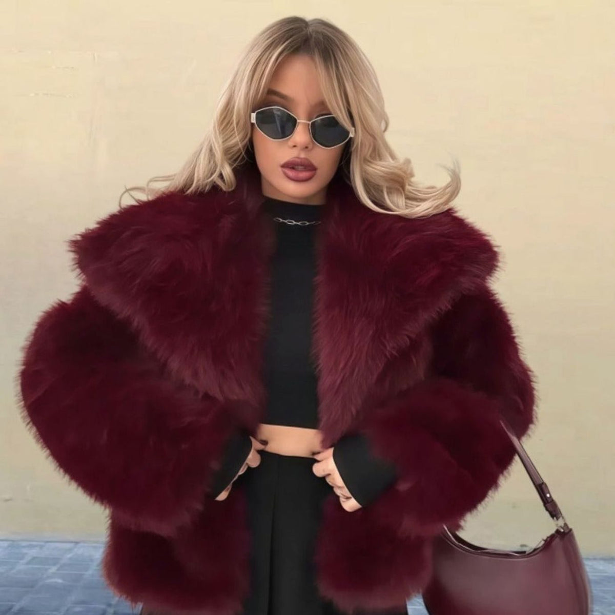 Luxe cropped damesjas van imitatiebont met oversized revers