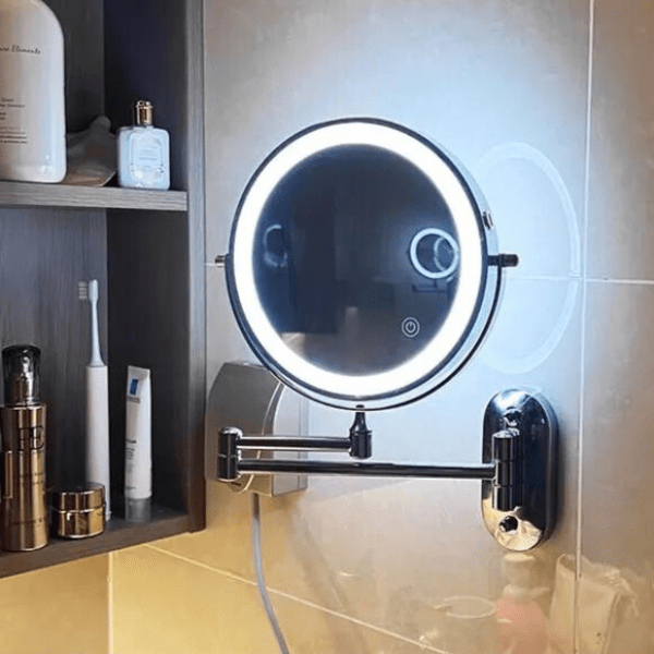 MAGNIFILUX – LED Vergrotende Spiegel met Verstelbare Verlichting en Oplaadbare Batterij