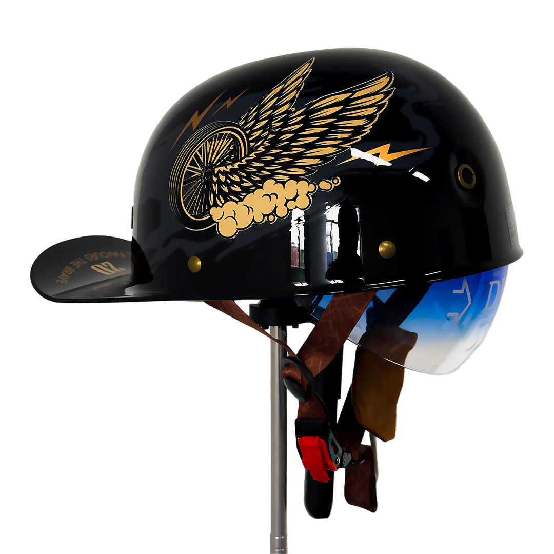 Motorhelm in honkbalpetstijl