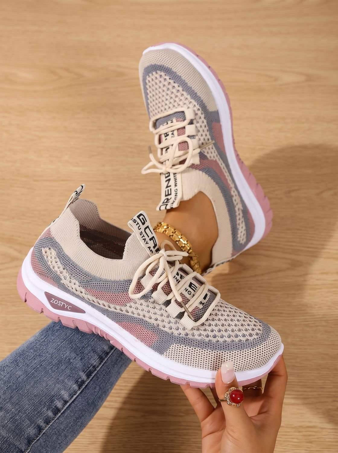 Orthopedische wandelsneakers voor dames van ademend mesh met vetersluiting
