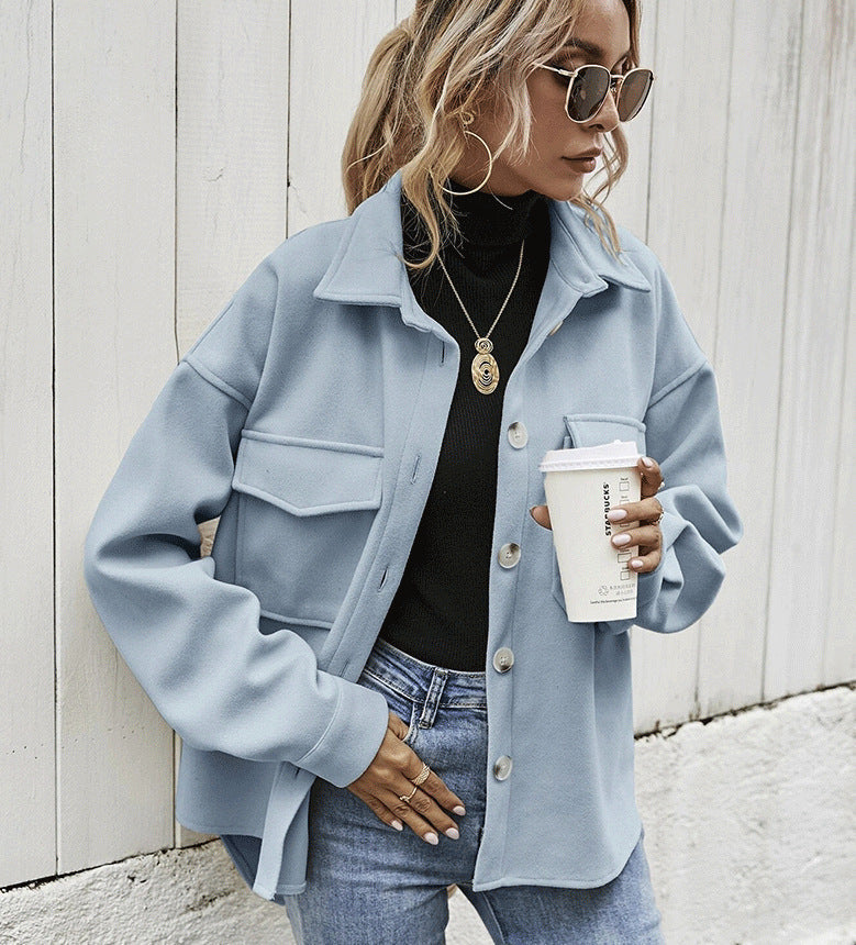 Oversized damesjas van wolmix met knoopsluiting en borstzakken met klep – stijlvolle winterjas