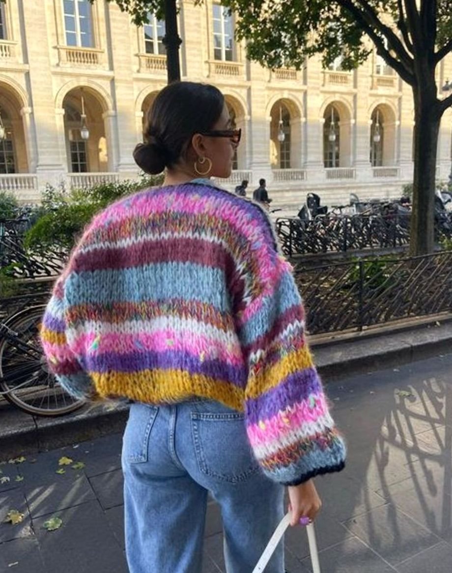 Oversized gestreept gebreid damesvest met relaxte pasvorm