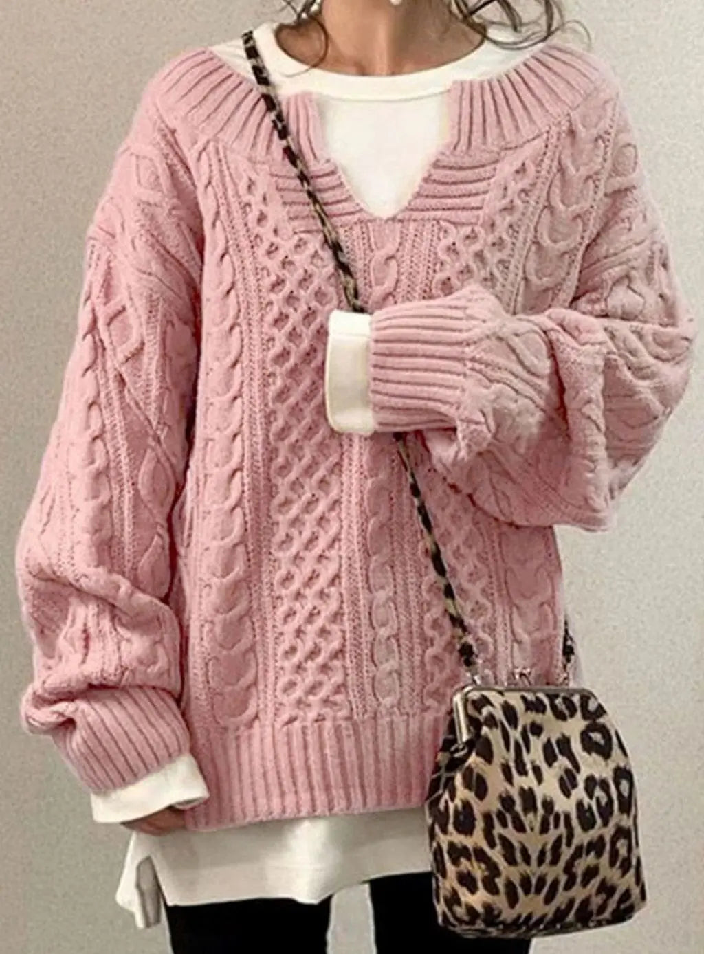 Oversized kabeltrui met V-hals en laagjeslook voor dames