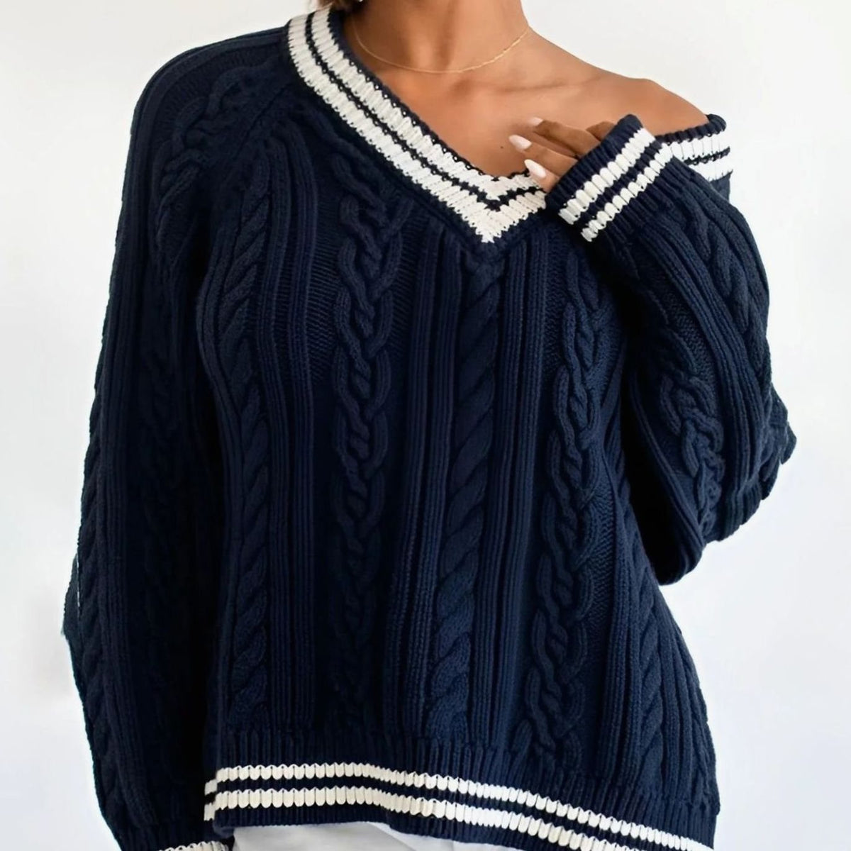 Oversized kabeltrui met V-hals voor dames