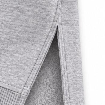 Oversized sweatshirt met asymmetrische schouderuitsnede