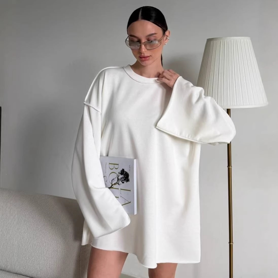 Oversized trui-jurk voor dames met brede trompetmouwen