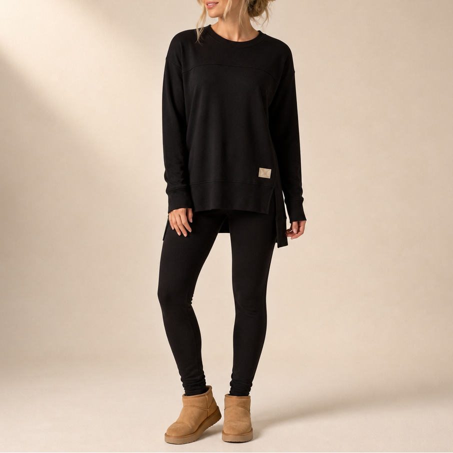 Set van top met splitmouwen en broek