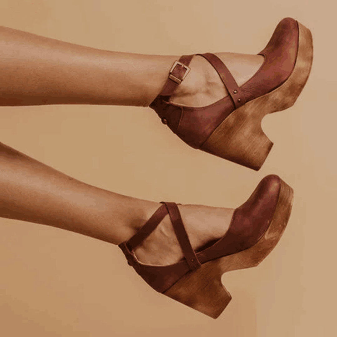 Siena Gesloten Teen Wedge Hakken